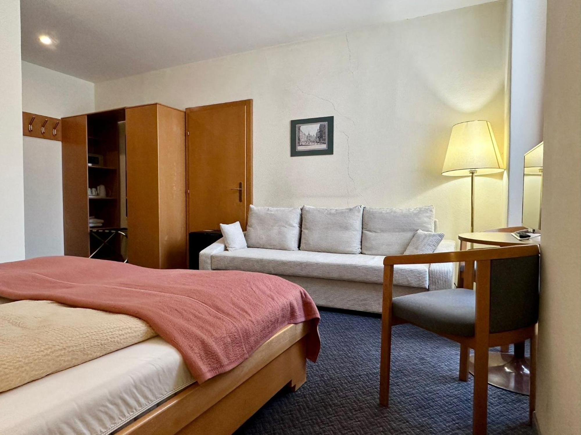 Very Central Apartments, 5 Min To City Center, No Reception Wien Eksteriør bilde