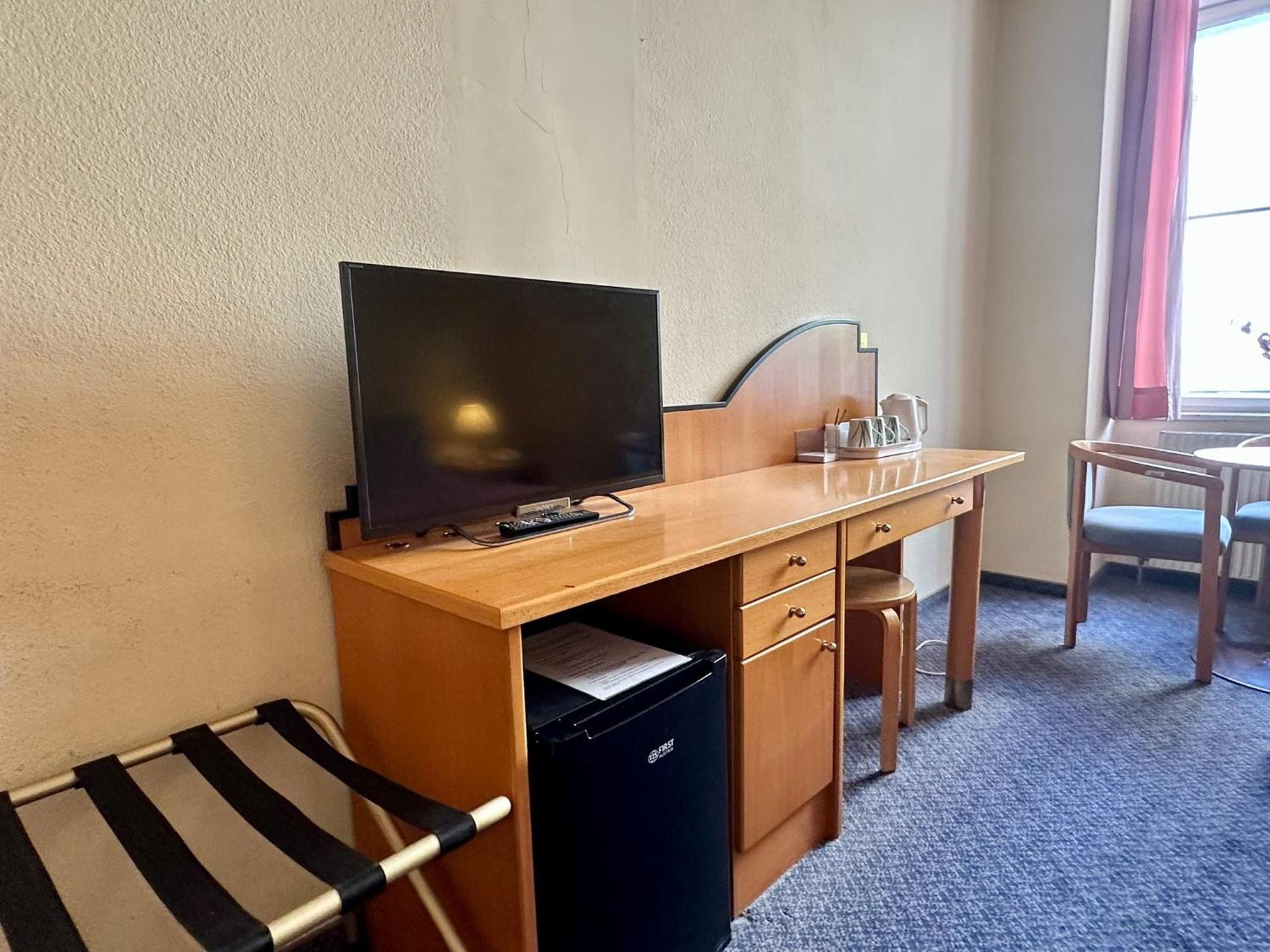 Very Central Apartments, 5 Min To City Center, No Reception Wien Eksteriør bilde
