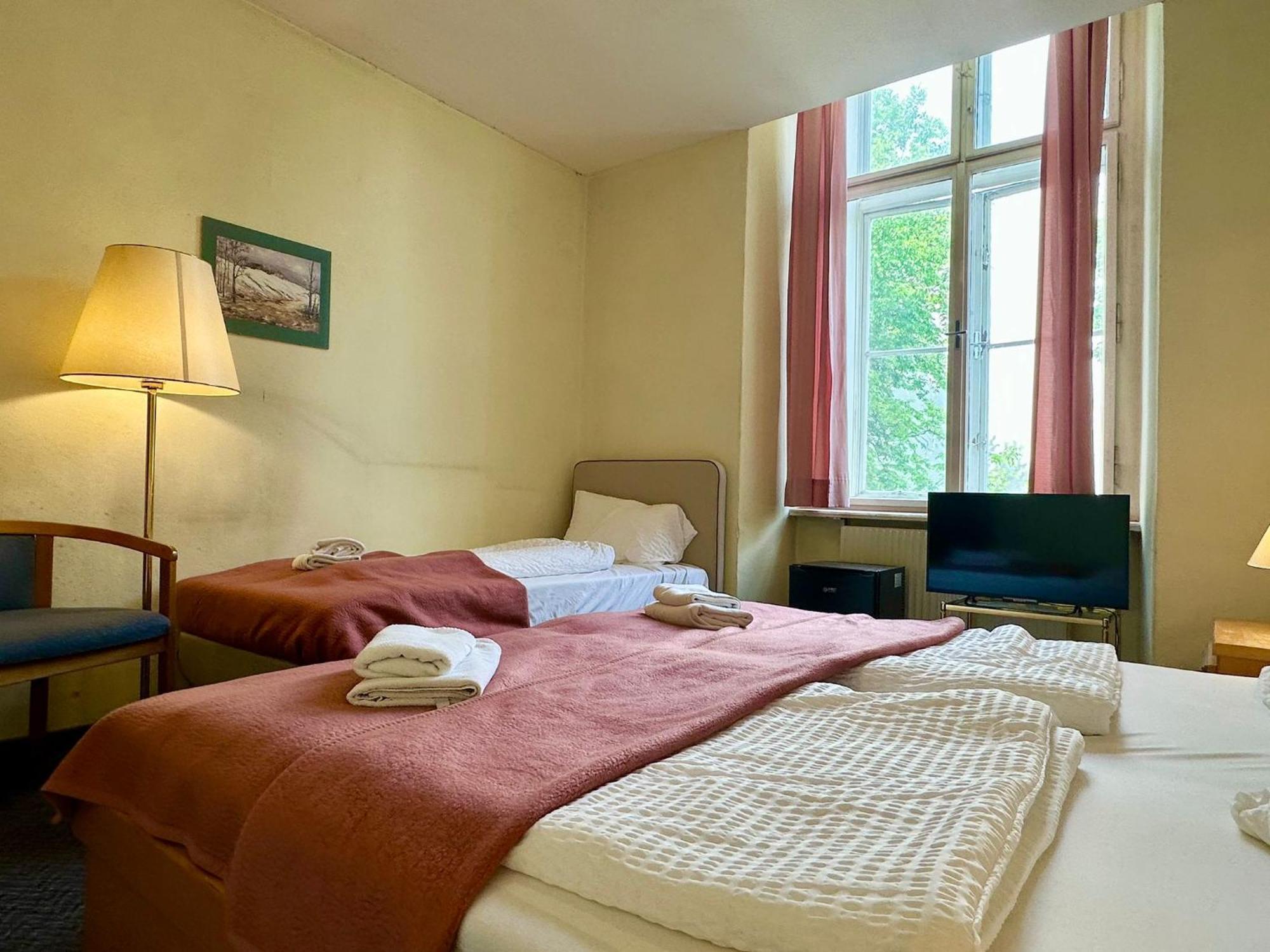 Very Central Apartments, 5 Min To City Center, No Reception Wien Eksteriør bilde